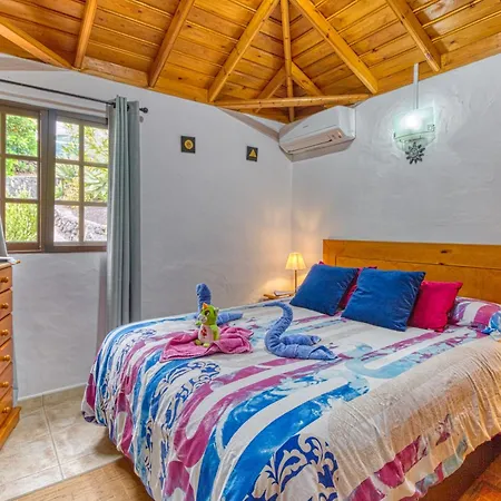 Casa Heliocentro * Jedey